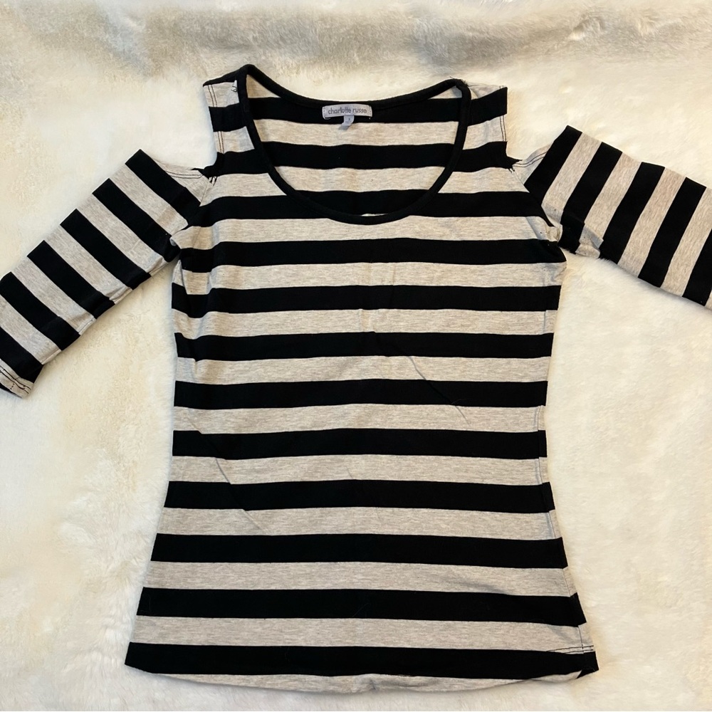 Size Small Top Bundle - image 2